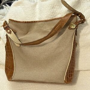 Vintage Brahmin Bag   Very good condition. Clean. 12x12x6”